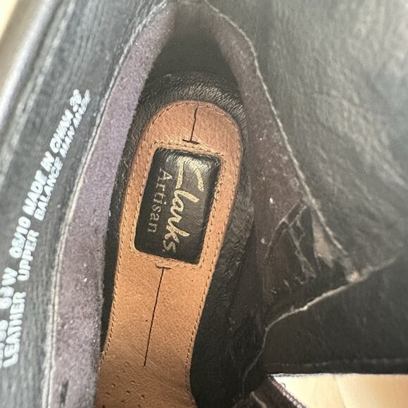 Clarks Artisan Women 6.5 Black Leather Bootie Ankle Boots Active Air Comfort - Picture 9 of 10